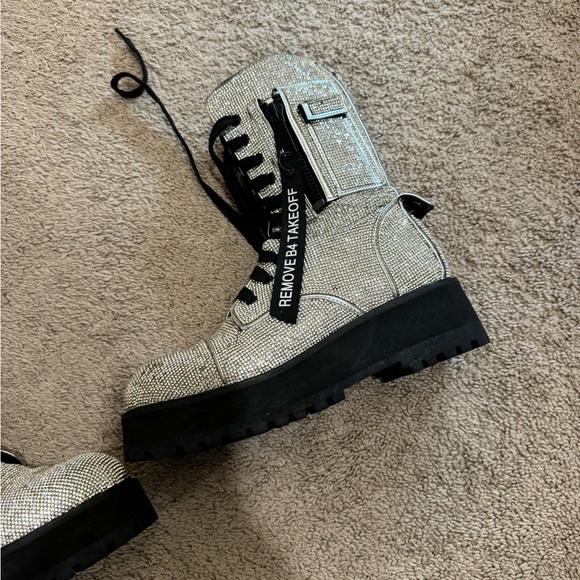 Poster Grl Dolls Kill Rhinestone Billionaire Boots - Picture 9 of 11